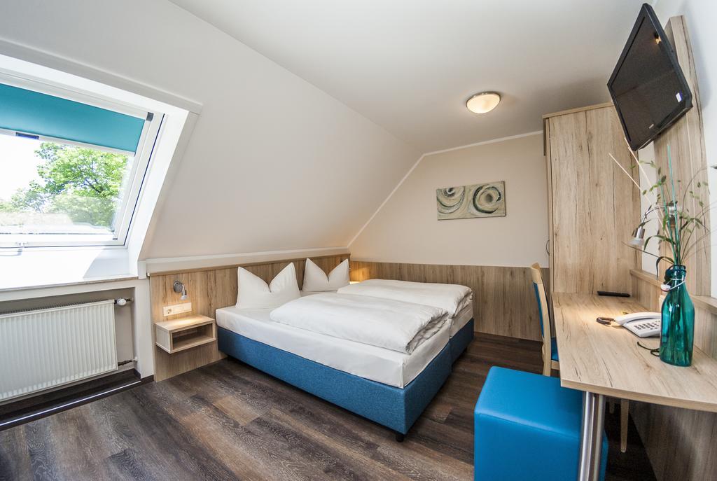 Hotel-Restaurant Bauer-Keller Ґредінґ Номер фото